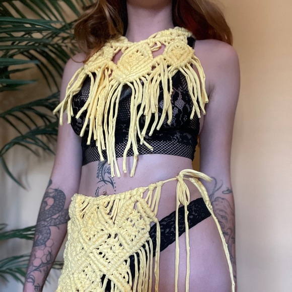 Handmade Macrame Poncho Set - Picture 2 of 5